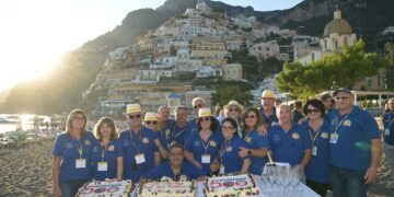 Quando la passione mette le ali: dieci Fiat 500 e diciotto amici da Larino a Positano