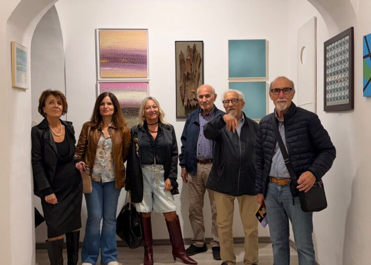 Un anno di arte e condivisione: a Termoli inaugurata la collettiva “Nino&Friends”