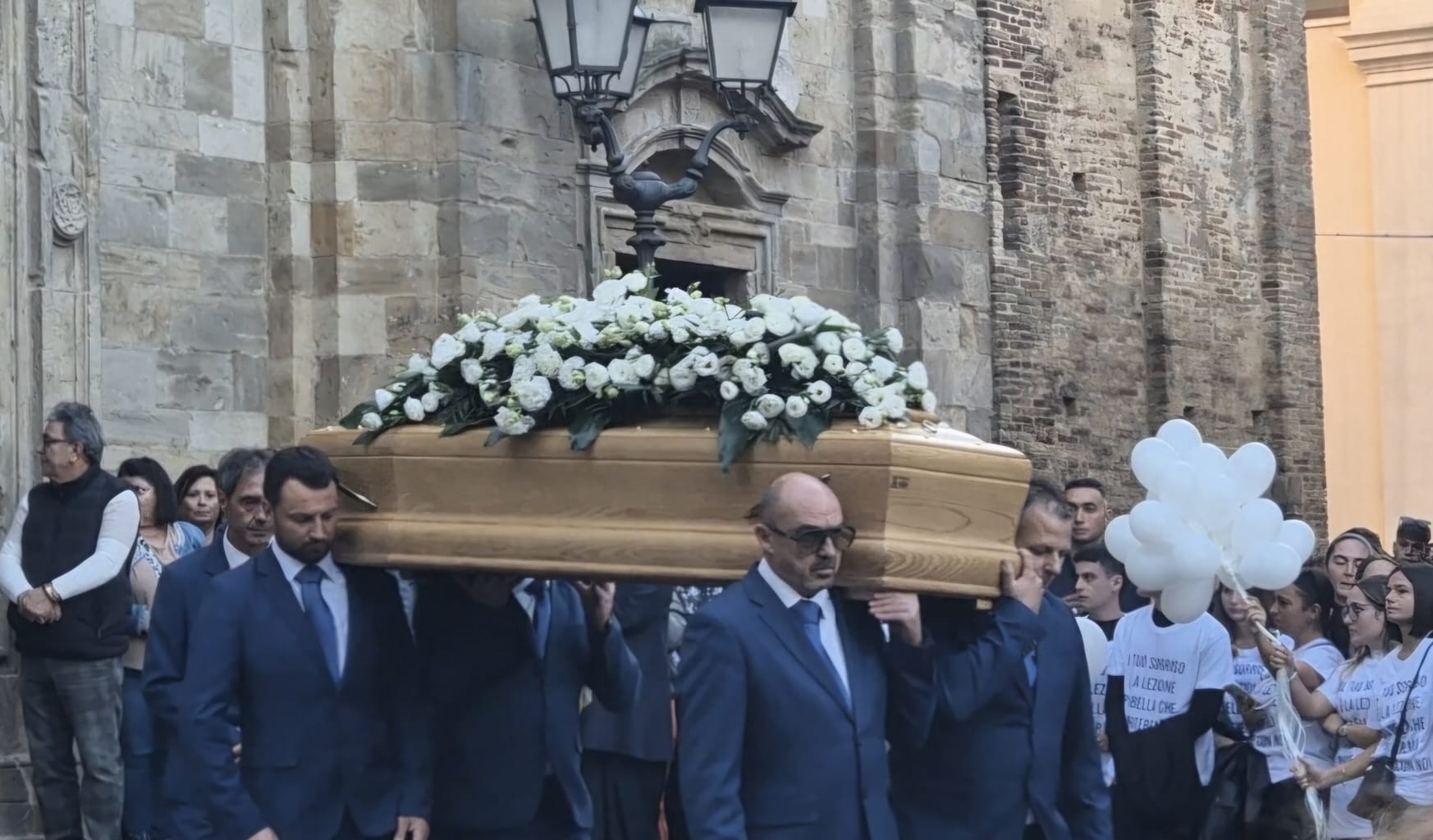 «Un ragazzo d’oro»: Guglionesi piange Alessandro, strappato troppo presto alla vita